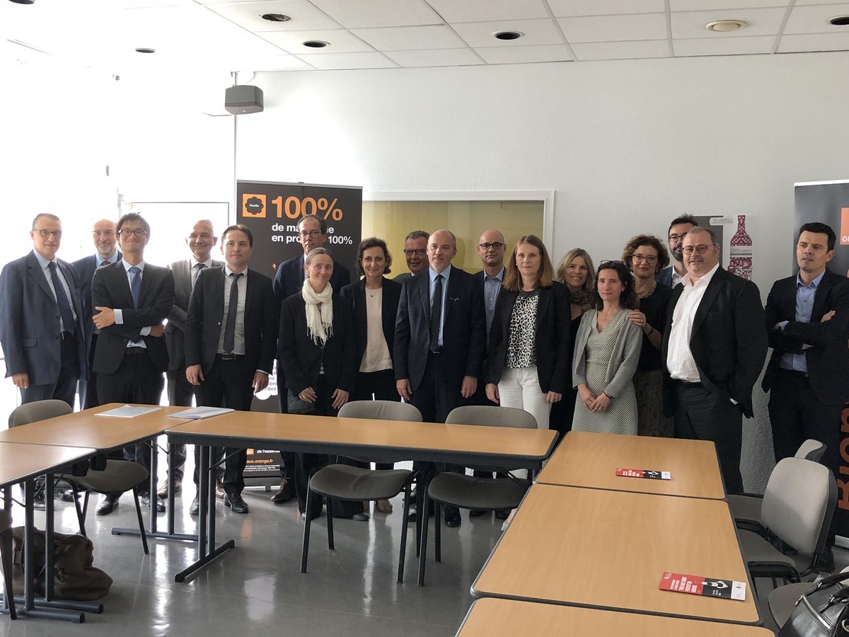 vincebouyer's tweet photo. Nous sommes très heureux de célébrer aujourd’hui aux côtés du Département de la @Gironde l’amélioration de la connectivité #Internet pour les entreprises et habitants Girondins #Orange #THD33 https://t.co/R06dEMexCP