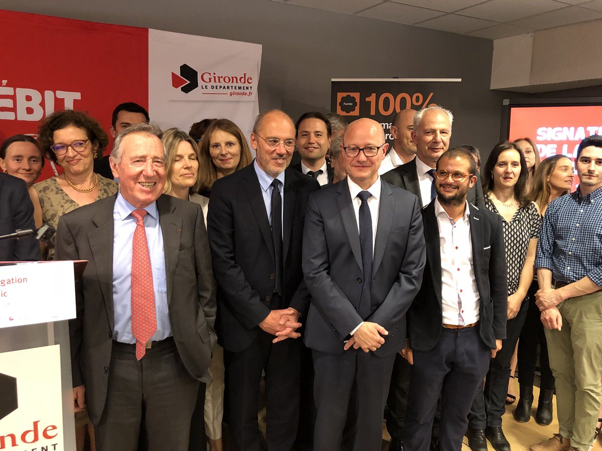 vincebouyer's tweet photo. Nous sommes très heureux de célébrer aujourd’hui aux côtés du Département de la @Gironde l’amélioration de la connectivité #Internet pour les entreprises et habitants Girondins #Orange #THD33 https://t.co/R06dEMexCP