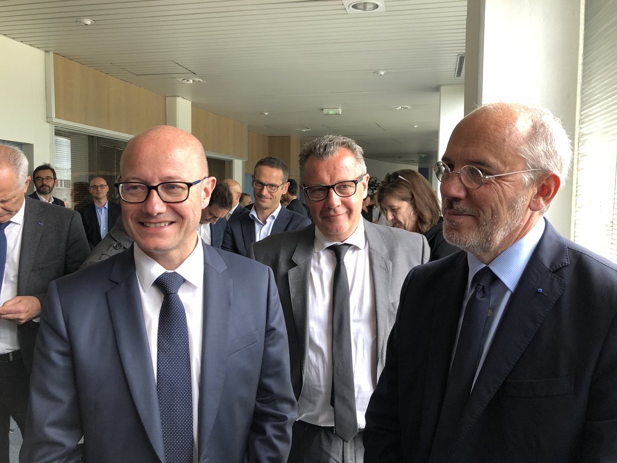 vincebouyer's tweet photo. Nous sommes très heureux de célébrer aujourd’hui aux côtés du Département de la @Gironde l’amélioration de la connectivité #Internet pour les entreprises et habitants Girondins #Orange #THD33 https://t.co/R06dEMexCP