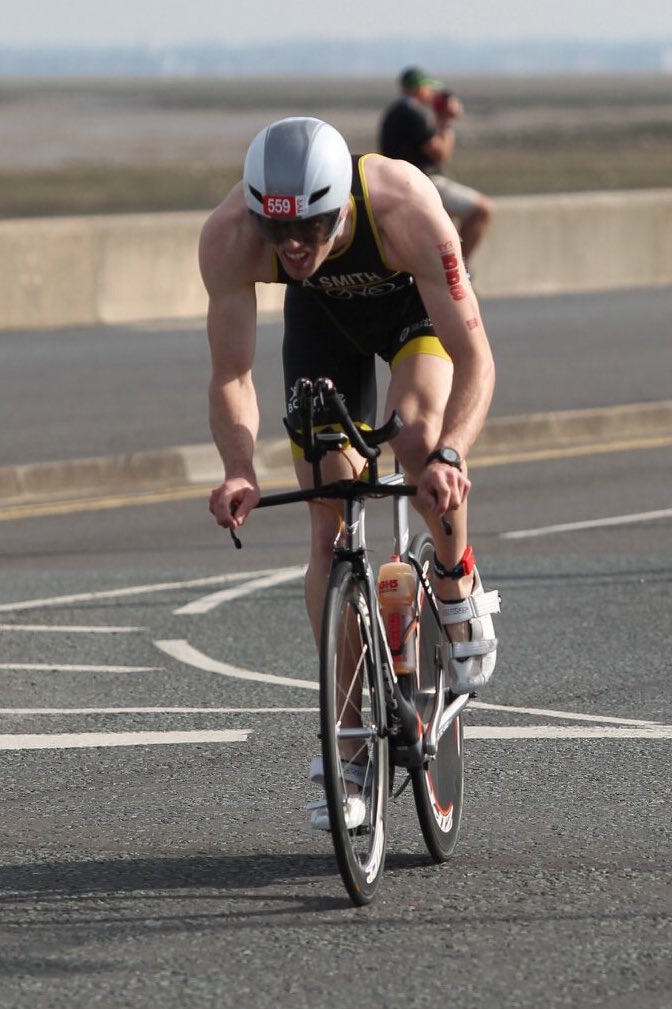 smithtri95's tweet image. Just a quick update on my blog about starting the 2018 season - check it out 👉🏻 wp.me/p44X24-jB 🏊🏻🚴🏻‍♂️🏃🏻😃 #racing #2018 #triathlon #teamemgus #swim #bike #run #aquathlon #uni #nearlyfinished #visorclub #iracezone3
