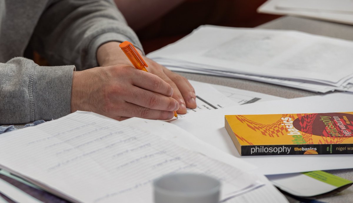 PrisonersEd's tweet image. After @ucas_online decision to drop the need to declare convictions, what’s next in helping people with convictions  thrive at uni? 

We have a few spaces left for uni staff at our event at @GoldsmithsUoL on 19 June where we'll be exploring the options. DM us if you want to join.