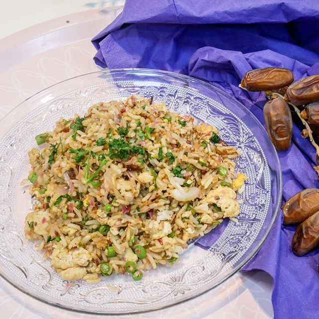 AbangBrian's tweet photo. Dalam usaha utk menggalakkan lebih ramai bersahur dengan lebih sihat, abg brian akan kongsikan resipi nasi goreng ulam peberet abg brian mlm skit nanti ekk... selamat berbuka!
#30SahurAbangBrian #chefbrian #masterchefbrian #abangbrian #chefsepet #sahurre… https://t.co/QDq6hOCA1a https://t.co/sifVCDLlZK