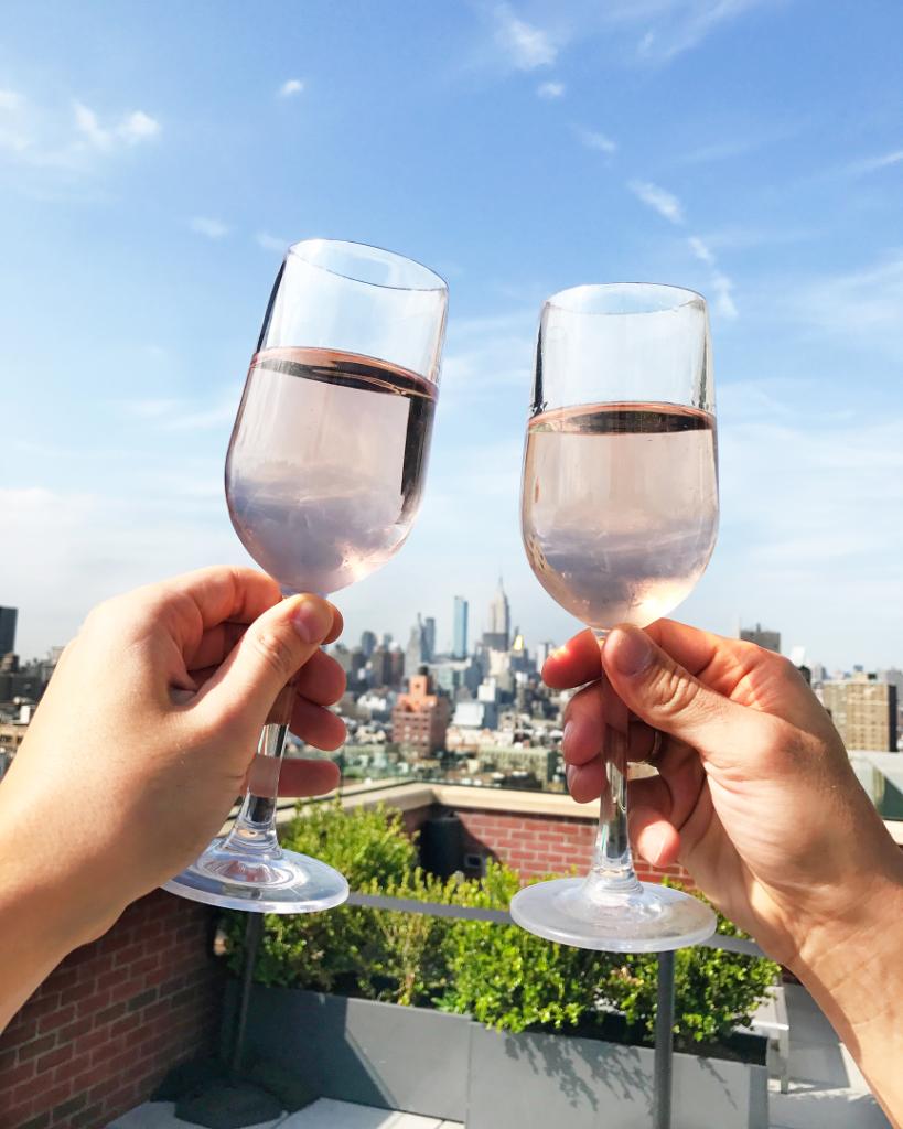 hotelindigo's tweet image. Happy Pride Month! We're celebrating the people, the stories, and the neighborhoods that make the #ColorOfDiscovery the #ColorOfPride. 📷: @yummertime #AnIHGHotel #Pride ihg.cm/YS6Iid