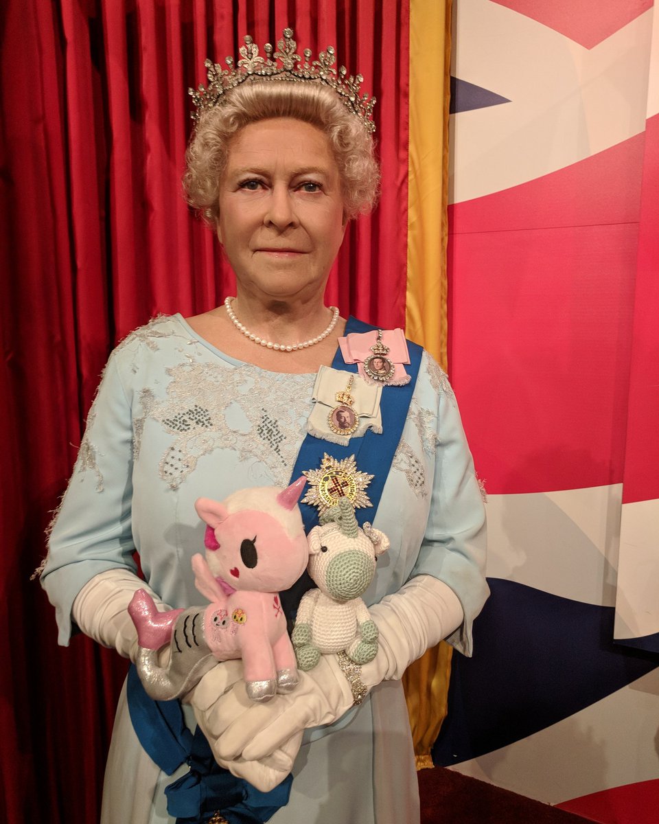 NCUK_HQ's tweet photo. Jackie Unicorn and Crystal Lunicorn have just met and had their photo taken with the Queen 😱😊👑
.
..
...
....
.....
#JackieUnicorn #CrystalLunicorn  #meetingtgequeen
#businessmascot #teddyfun https://t.co/HvNJIf8BfJ