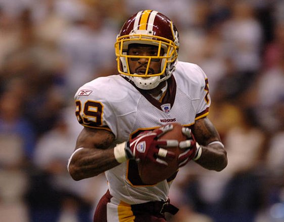 Happy birthday to Santana Moss, one of the best players in Redskins history, who turns 39 today!. 