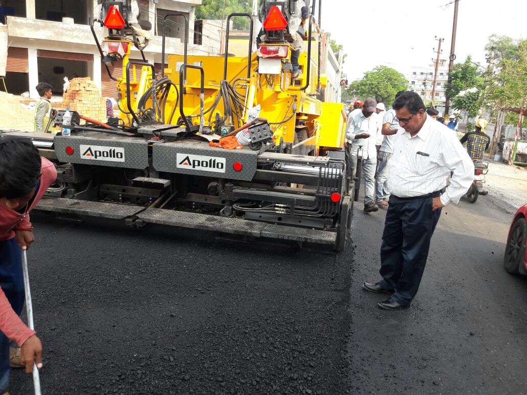 EE_Hayathnagar's tweet photo. Laying of BT Road is in progress at ME Reddy function hall, Mansoorabad ward, Hayathnagar Circle,GHMC https://t.co/eEvJM5GSJ1