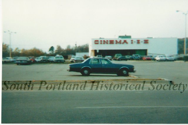 SoPoHistorical's tweet photo. Who remembers the Maine Mall Cinema? #starwars #SoPoME https://t.co/DTNRqB7VTW