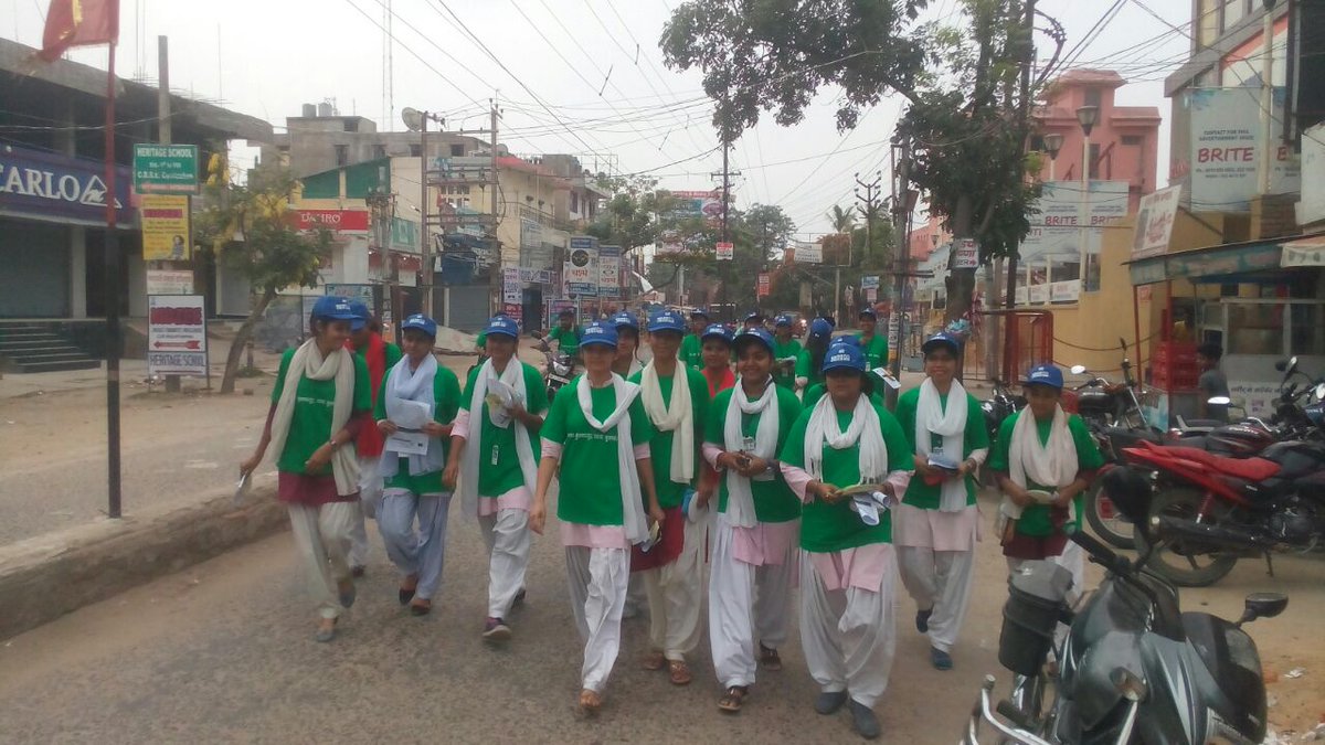 anshumankarol's tweet photo. On the occasion of silver jubliee of #74thConstitutionalAmendment #ULBsDay @PRIA_India launched #SwachhtaCampaign in @Muzaffarpur_SCM #WorldEnvironmentDay @EU_in_India @MoHUA_India @HardeepSPuri @SwachhBharatGov @SwachhBharatApp @NITIAayog @PMOIndia https://t.co/em5mPeXkSs
