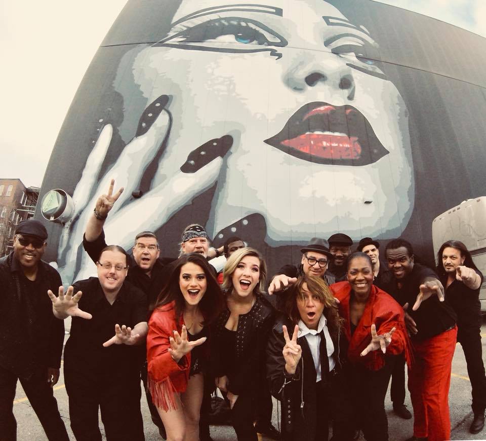 DecadesRewind's tweet photo. June 8th The Mendel Center at Lake Michigan College, Benton Harbor MI
June 9th, @akroncivic Akron Civic Theatre, Akron OH
June 16th, @ALTheatre Alabama Theatre at Barefoot Landing, @myMyrtle Beach, South Carolina
tix and info at https://t.co/rYwyUaNk0c https://t.co/gNu9BWGXoW