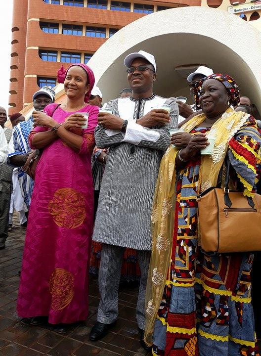 Lancement de la campagne mon #laitestlocal au Burkina en présence du Ministre en charge des ressources animales, Soumanogo KOUTOU: mon lait local est savoureux et me rend tellement fier #JourneeMondialeDuLait @ImmAfrica <a href="/monlaitestlocal/">Mon lait est local</a> <a href="/oxfamauburkina/">Oxfam au Burkina</a>