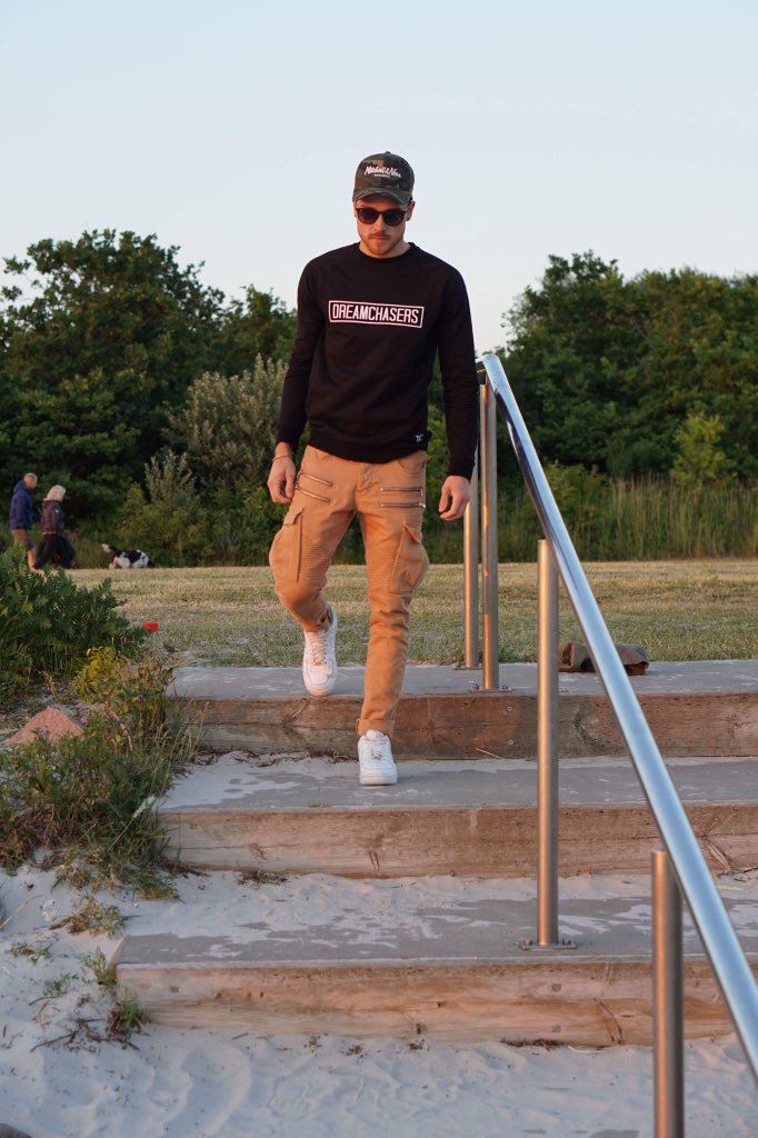 dreamchasers tweet media