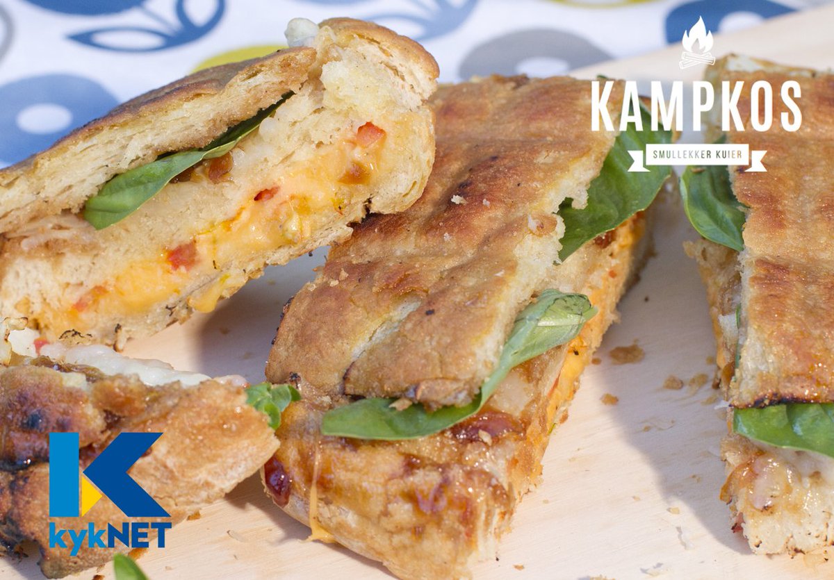 Indien jy <a href="/MandiDPB/">Mandi du Plooy Baard</a> se "Breek-'n-Brood" resep en <a href="/JoshuaNaDieReen/">Joshua Na Die Reën</a> se "Een-vir-almal Braaibrood" gemis het, onthou ons Herhalings; Vry 11:30, Son 06:00, Maan 13:30 en Woens 16:30 #SoKookOns op <a href="/kykNETtv/">kykNET TV</a> <a href="/Makro_SA/">Makro South Africa</a> <a href="/CampMaster_ZA/">Camp Master</a> <a href="/ATKVSA/">ATKV</a> <a href="/MercedesBenz_SA/">Mercedes-Benz South Africa</a>