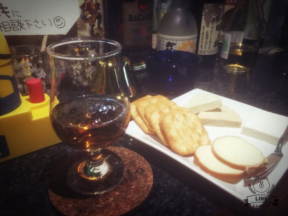 game_Simpsom's tweet photo. いつものバーでのんでるなう！
ブラントン美味しい(^^♪

#Cansto https://t.co/58V9gF4gwV