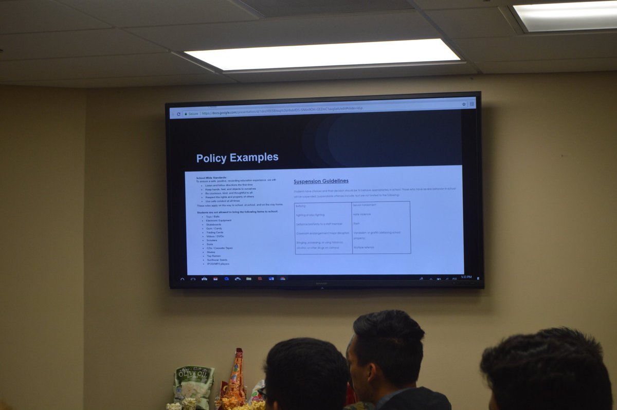 ucsdbrc's tweet photo. Hey y’all,

Here are some snapshots from the Deconstruction of the School to Prison Pipeline Year Long Project Presentation of folks engaging in the presentation and discussion! https://t.co/CUbpcYR0gI