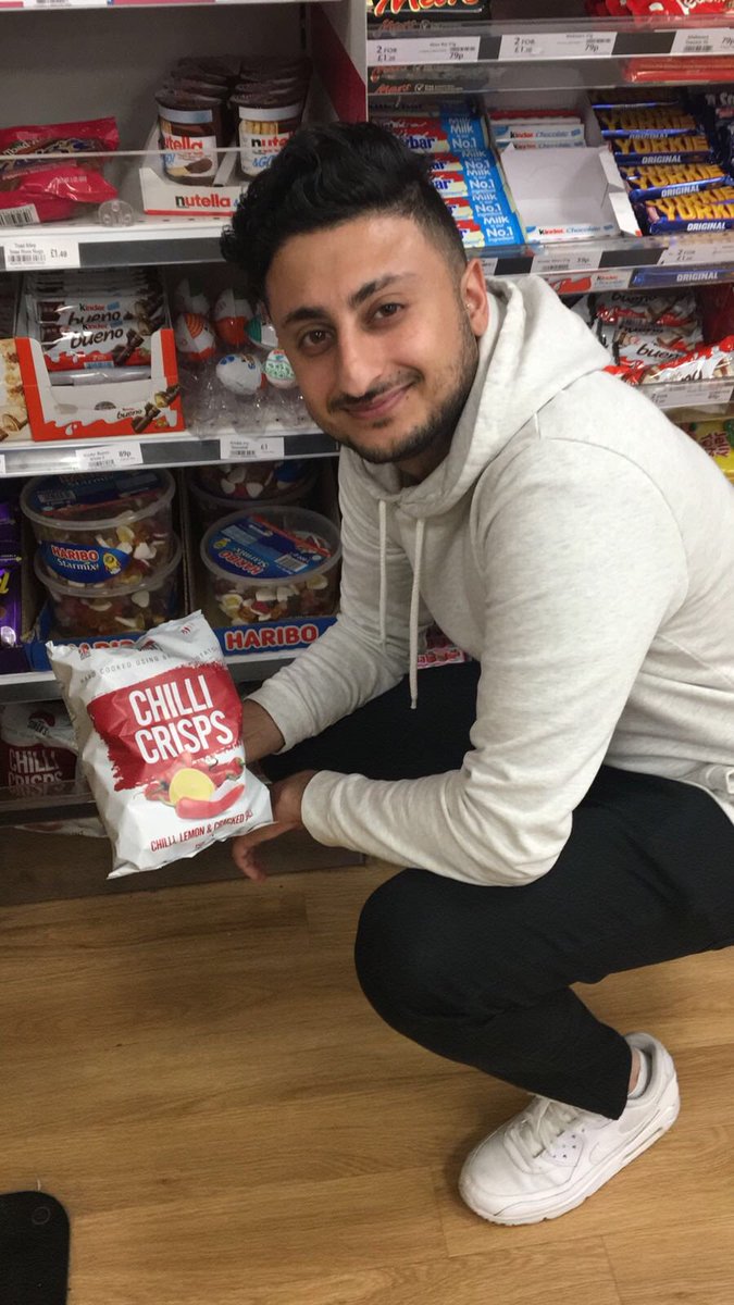 MrSinghsLDN's tweet photo. LOVE the pictures of our crisps being picked up in @WHSmith. Keep them coming! Grab a bag on the way home tonight or over the #weekend.
.
#entrepreneur #hotsauce #mrsinghs #mrsinghssauce #chillisauce #snack #sauce #chilli #spicy #vegan #Crisps #ChilliCrisps #MrSinghsChilliCrisps https://t.co/02EnG66aBA