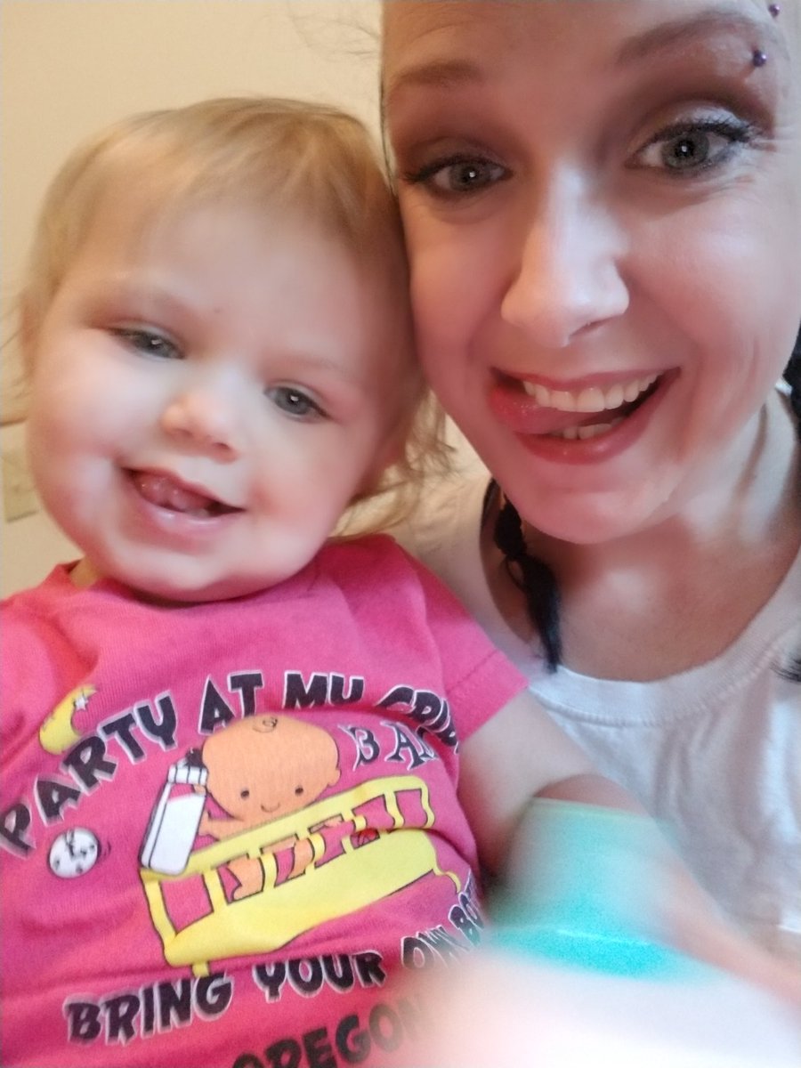 nannabo78's tweet photo. silliness with #MsLillee #PrincessPi #ToddsterJr https://t.co/55hanQcoQ5