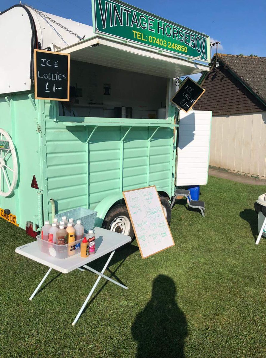 Delighted to welcome Debbie and the team from Vintage Horsebox to feed the hungry kids and parents at tonight's All Stars <a href="/PonthirCCKids/">Ponthir CC Juniors</a> <a href="/PonthirCricket/">Ponthir Cricket Club</a> <a href="/allstarscricket/">All Stars Cricket</a> 🏏#AllStarsPonthir
