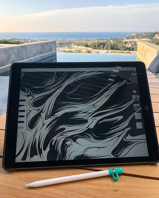 Danmumforddraws's tweet photo. On a much needed holiday this week, but still finding some time to do some relaxing drawing in the evenings. #makeitonmobile #danmumford #adobedraw https://t.co/9o66GYDk4s https://t.co/GhTAVR2TJP