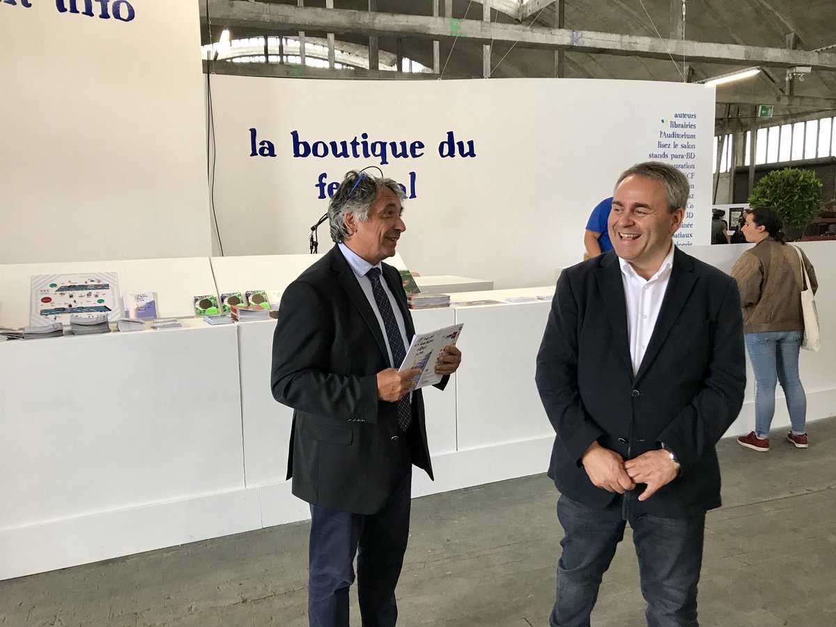 somme_di's tweet photo. Ce soir, @LaurentSomon1, Président du Conseil départemental de la @Somme_fr a participé à l’inauguration des 23èmes rendez-vous de la bande dessinée d'Amiens, organisées par « On a Marché sur la Bulle » https://t.co/DZge5cscsz