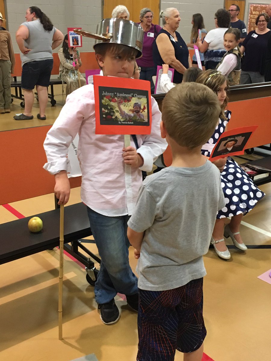 conewagonesd's tweet photo. Lots to see and learn at our 3rd grade Wax Museum this afternoon! https://t.co/QlbaTNH2Rm