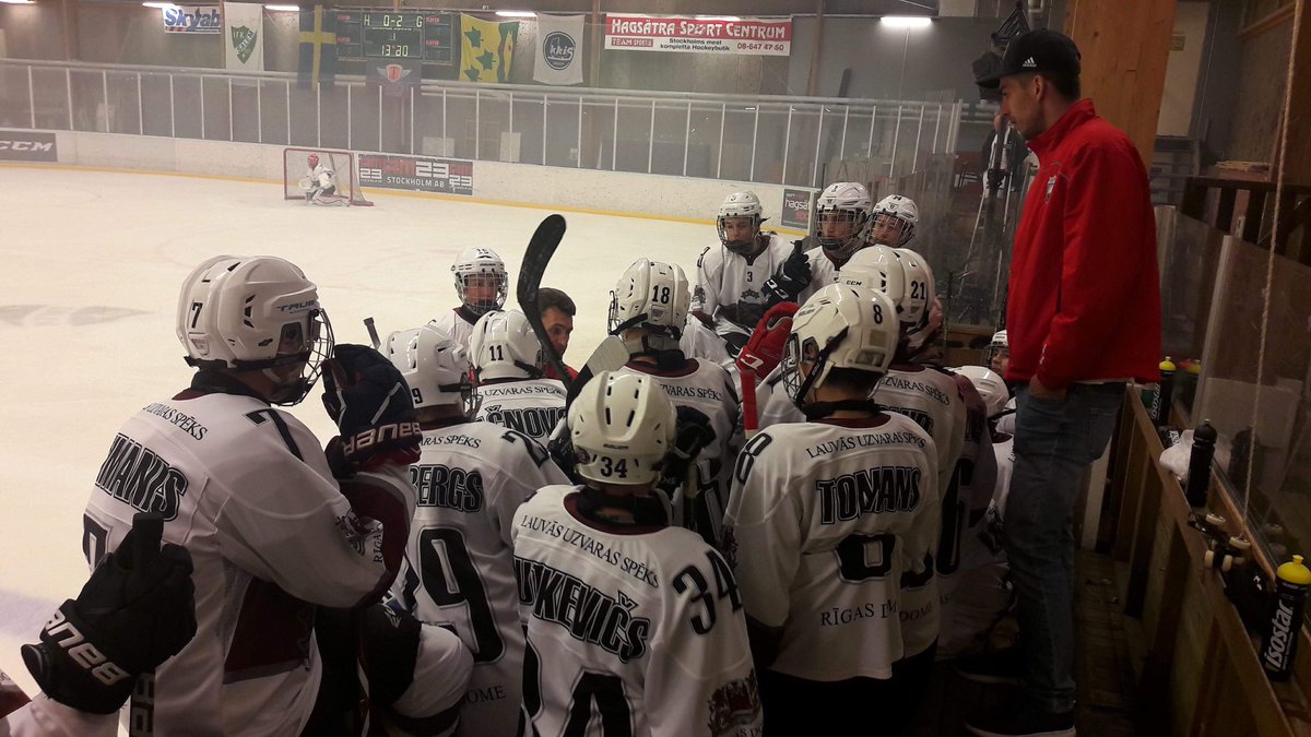 hsrigahockey's tweet photo. #hsriga2004 aizvadījusi pirmo spēļu dienu “Swedish Elite Hockey Challenge 2018” turnīrā. #hsriga #vienakomanda #lauvāsuzvarasspēks #swedishelitehockeychallenge https://t.co/PPSOgEG8Fh