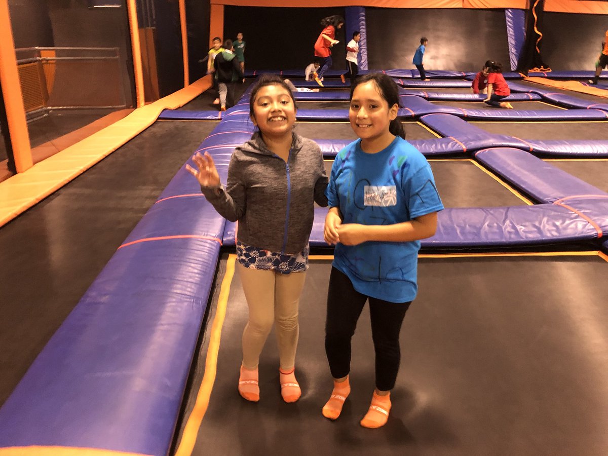 MsFett607's tweet photo. We had a great field day at @skyzone ! @rbpsEAGLES #RBBisBIA #thirdgradethings #FieldDay18 https://t.co/1Ar6qTkpe7