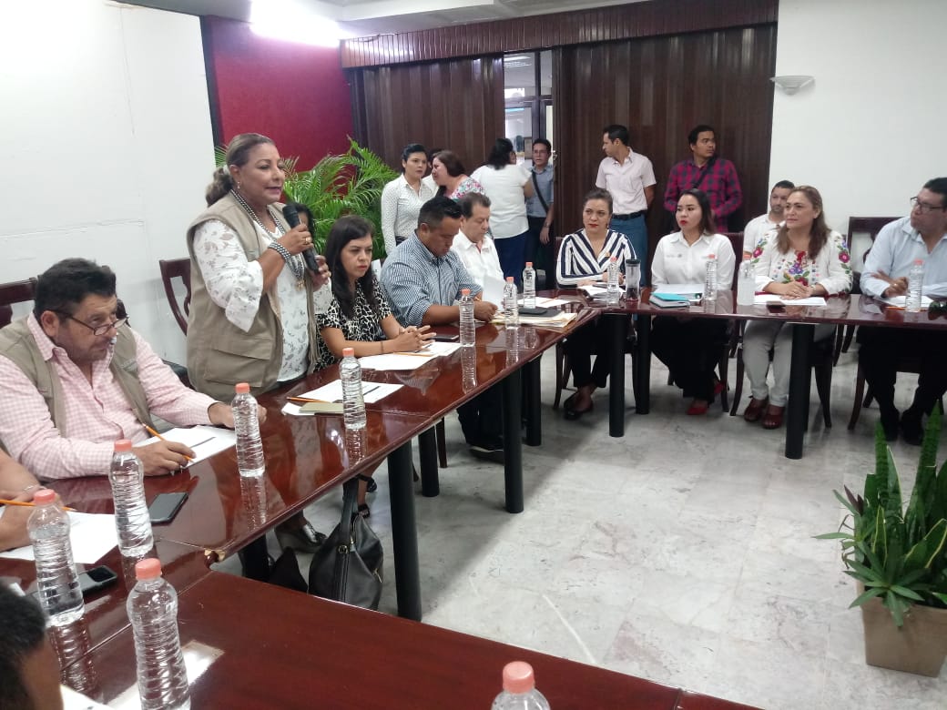 IEEJA_QROO's tweet photo. Un honor participar en la “Reunión Extraordinaria de la Estrategia Nacional de Inclusión” a cargo de @Sedesol_QRoo gracias por la invitación @RosarioOY, la unión hace la fuerza por #QuintanaRoo @carlosjoaquin @gmol @ineamx @CandyRaygoza @nitziarivera @EMiraveteG https://t.co/BsiAvjmn4z