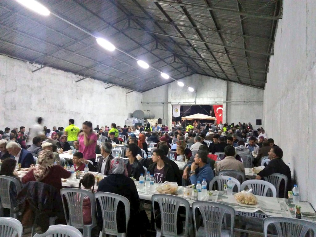 ÖMER AKBAŞ 🇹🇷 (@omerakbas07) on Twitter photo ⚪Korkuteli Tarım ilçe kooperatifi müdürü Ayşe duru kocabaşın düzenlemiş oldugu iftar programı davetine icabet ettik.
#MilleteHizmetYolunda #VakitTürkiyeVakti <a href="/hasanaliirban/">Hasan Ali İRBAN</a>
<a href="/ilhamiyildiran/">İlhami YILDIRAN 🟢 🇹🇷</a> ⚪Korkuteli Tarım ilçe kooperatifi müdürü Ayşe duru kocabaşın düzenlemiş oldugu iftar programı davetine icabet ettik.
#MilleteHizmetYolunda #VakitTürkiyeVakti <a href="/hasanaliirban/">Hasan Ali İRBAN</a>
<a href="/ilhamiyildiran/">İlhami YILDIRAN 🟢 🇹🇷</a>