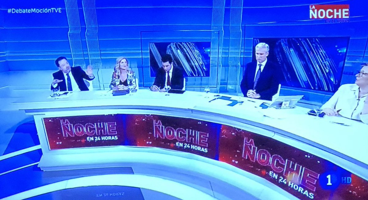 elmundotoday's tweet photo. Audiencias: TVE emite un especial para informar de todo lo que no ha contado en los últimos seis años https://t.co/8mlyGlwkhy https://t.co/mn0cKbxNGM