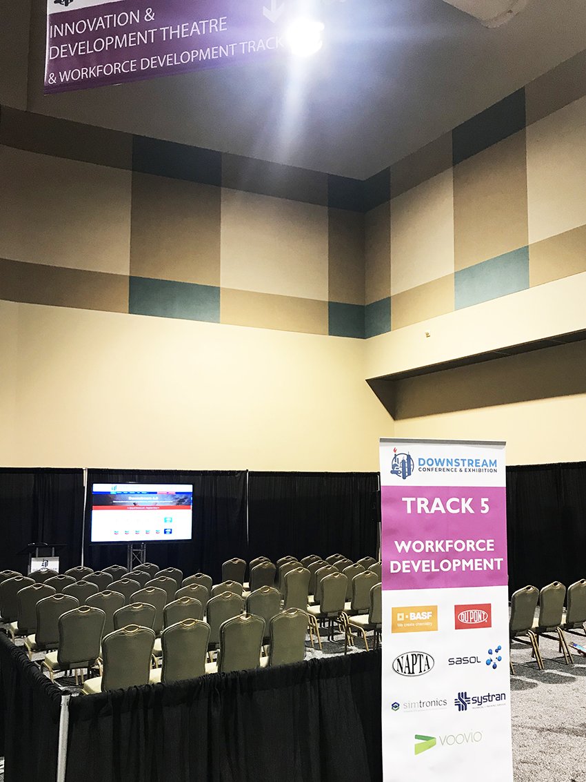 coreworx's tweet photo. Interface Management demo in Innovation & Development Theatre (Exhibition Hall) at 1:35pm #interfacemanagement #Downstream2018 https://t.co/6GlUZ637YS https://t.co/iokaSZgksa