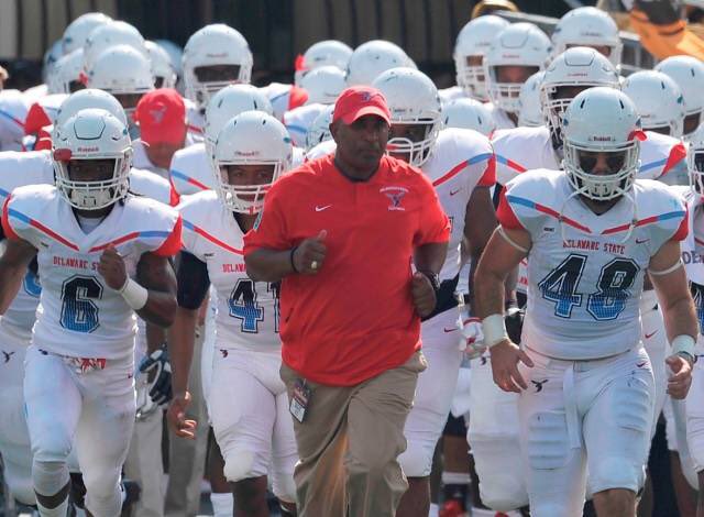 Blessed to receive my Second offer from Delaware State University #StingEm <a href="/SleeperAthletes/">Sleeper Athletes</a> <a href="/GibbonsFootball/">Gibbons Football</a> <a href="/5manfree/">David Montiel</a> <a href="/Redskins32/">Matt DuBuc</a>