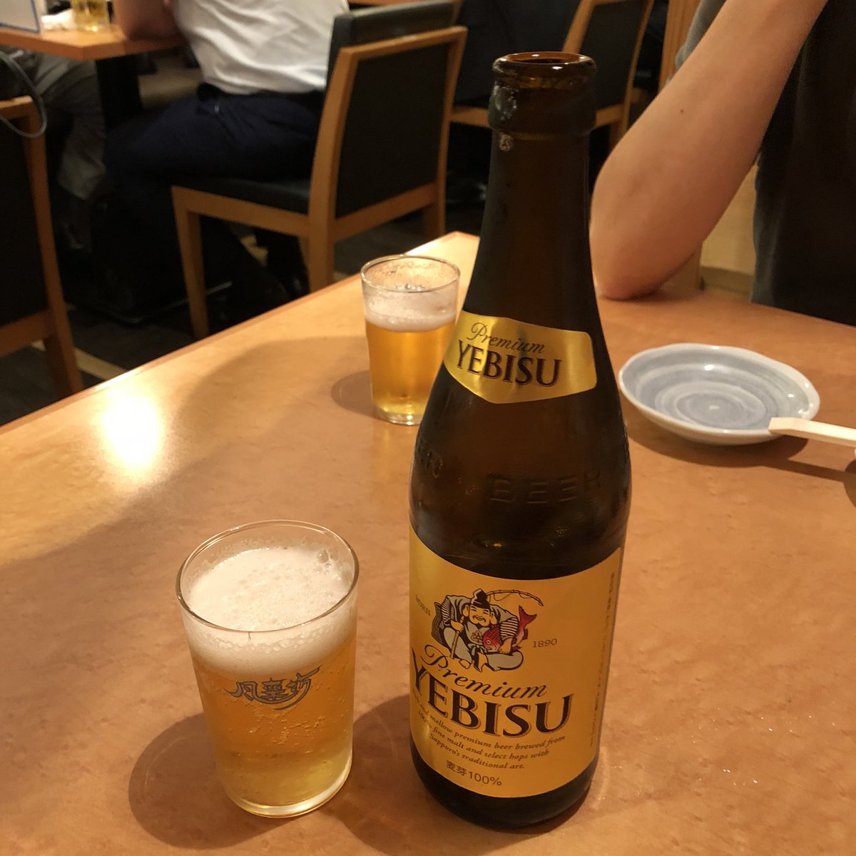 n363363's tweet photo. そして、後半はブルックナーの4番のノヴァーク版。指揮者の #マーク・マスト 氏は #セルジュ・チェリビダッケ 氏のお弟子さん。まるで、巨匠を彷彿させるような、威厳のある堂々とした指揮ぶりでした。✨ 終演後は、#風来坊 で感想戦。🍻#markmast #brukner #symphony4 #romantic #leopoldnowak https://t.co/jqJGWVcySe