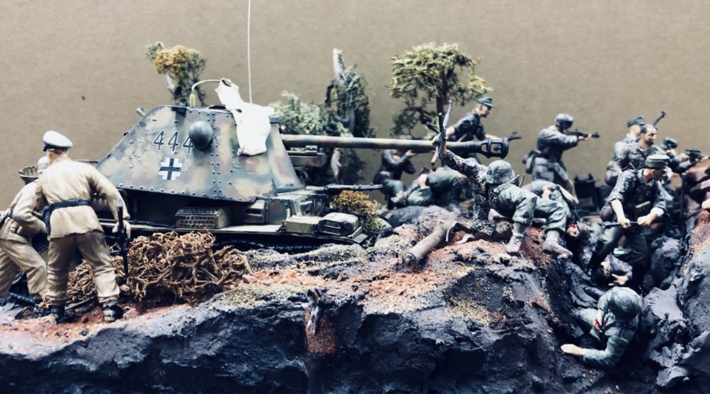 先週回収をしてきた望月三起也先生のジオラマの一部、このような