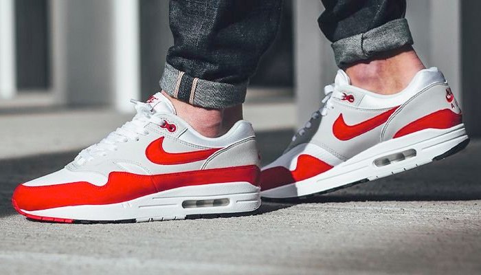 air max 1 anniversary red on feet air max 1 anniversary red on feet