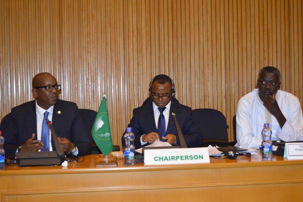 AUC_PAPS's tweet photo. #AUBP assisted 8 Member States in their Cross Border initiatives; 16 Member States have signed the #NiameyConvention and five have ratified it. It also assisted 9 Member states with Capacity building- @NgogaFred Head, #CPEWD @AU_PSD https://t.co/sjJleXxxFR