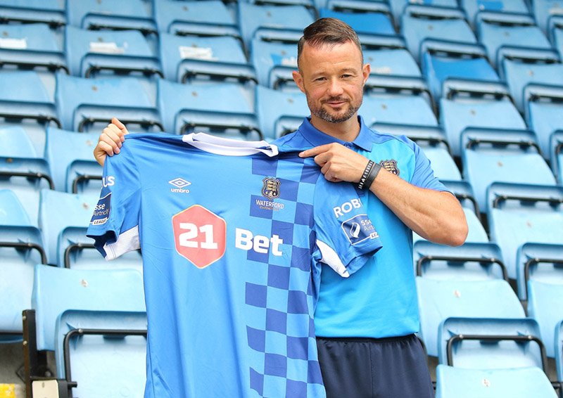 HUNT UNVEILED: New Waterford FC striker Noel Hunt says his main objective is to keep the club’s momentum going in the right direction after the Waterford-native finalised his move to the club last night.

waterfordfc.ie/hunt-hoping-ke…