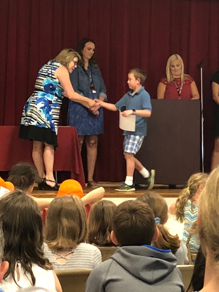 cindymatejka's tweet image. My #scienceguy. No surprise. Way to rock it Matthew!