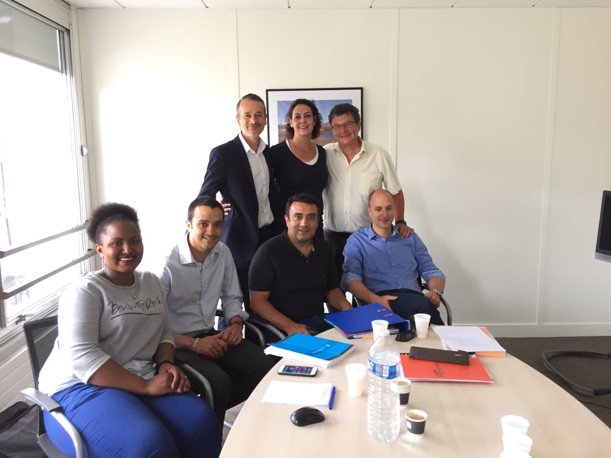 DynabuyIDFsud's tweet photo. Réunion du jury #MCE77 #ConcoursMeilleurCréateurEntreprise77 #BientôtLesRésultats RDV LES 14&amp;15 juin au salon #TimeToWin https://t.co/5zN1izFuHe