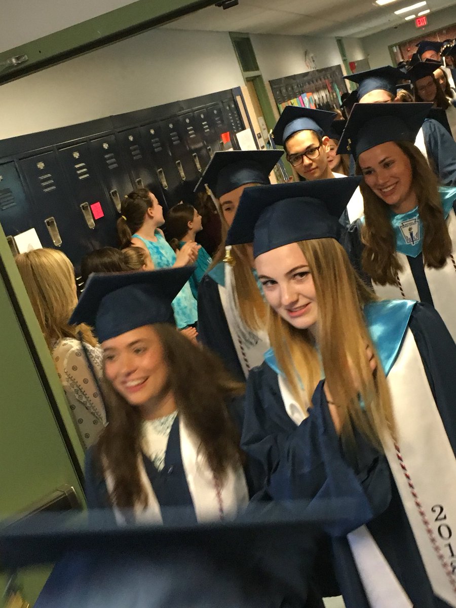 MedwaySchools's tweet photo. A wonderfully successful graduate walk through each of the Medway Schools! https://t.co/5ze1KKEc8V