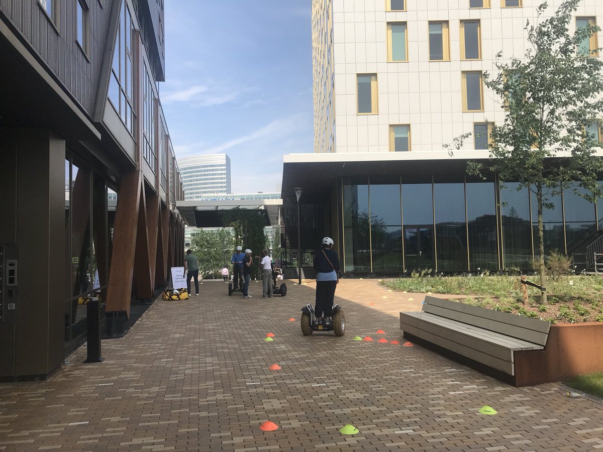 Segway rijden in Hoofddorp bij Sony tijdens de lunchbreak. #segways #segwayparcours