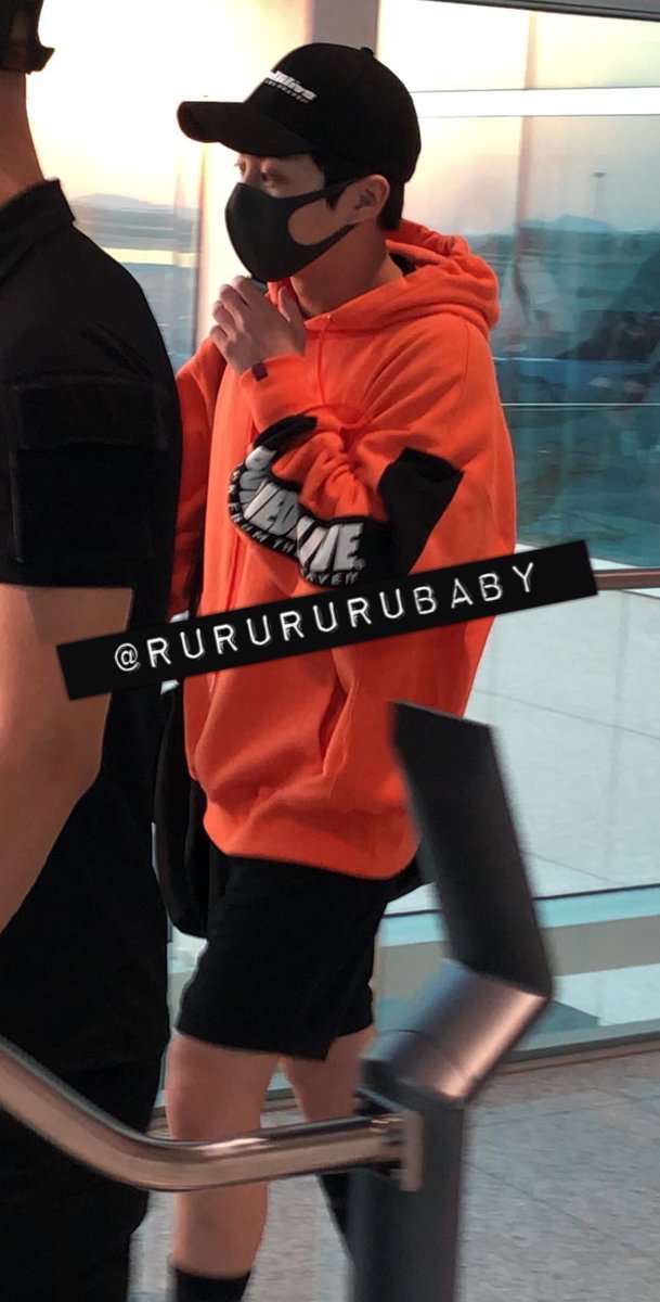 low quality minseok (@iqminseok) on Twitter photo 