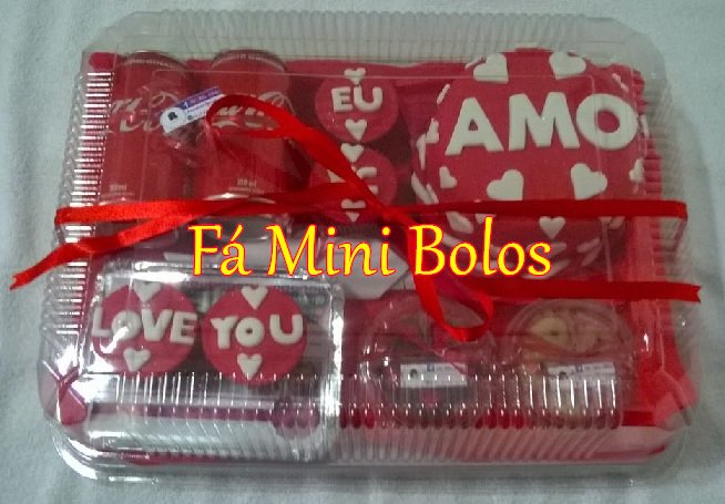 Fabrícia Vaz on X: #minibolo #bolo #viladapenha #cariocashopping #CupCake # carros #hotwheels #bolohotwheels #bolocarros #rota66 #pista #mesversario  #kitescolar  / X