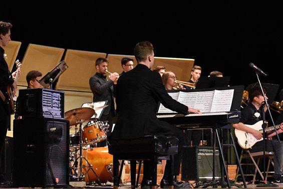 ShenNews's tweet photo. Congratulations to senior members of the Shenendehowa Band Program! https://t.co/gBgBuLnpWd