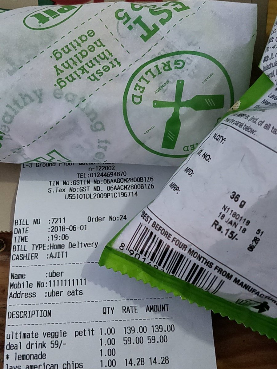 ik9red's tweet photo. @PitaPitIndia I just received an expired pack of chips. What is this even? https://t.co/BDVDz5ByZi