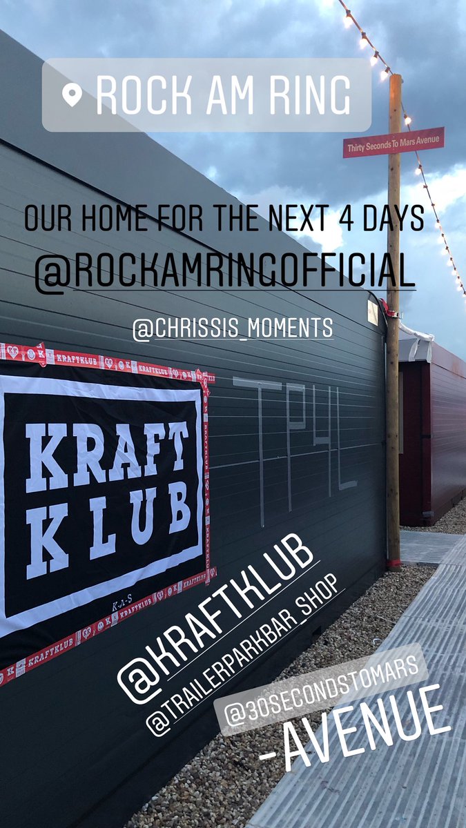 Diamond_Season's tweet photo. our home for the next 4 days @rockamring @Kraftklub / @FelixBrummer wenn du dieses home sieht, unterschreib mal bitte die flagge 😉 https://t.co/pIeb0s3QHZ