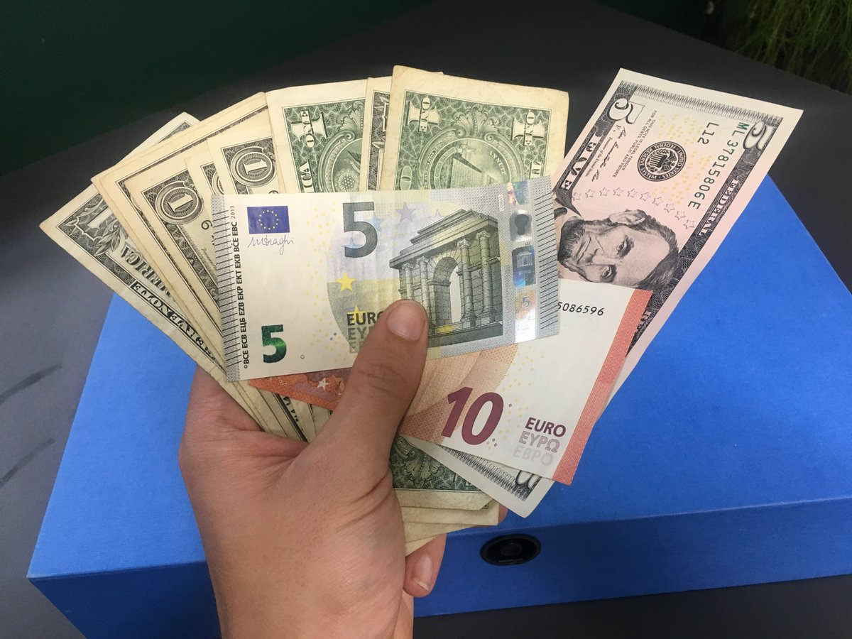 PanelSog's tweet photo. Hvis dit kæledyr ikke vil dele -> Tjen Ekstra Penge På Online Undersøgelser! => https://t.co/DVwiJECoP7 https://t.co/NBXv1CIp7U