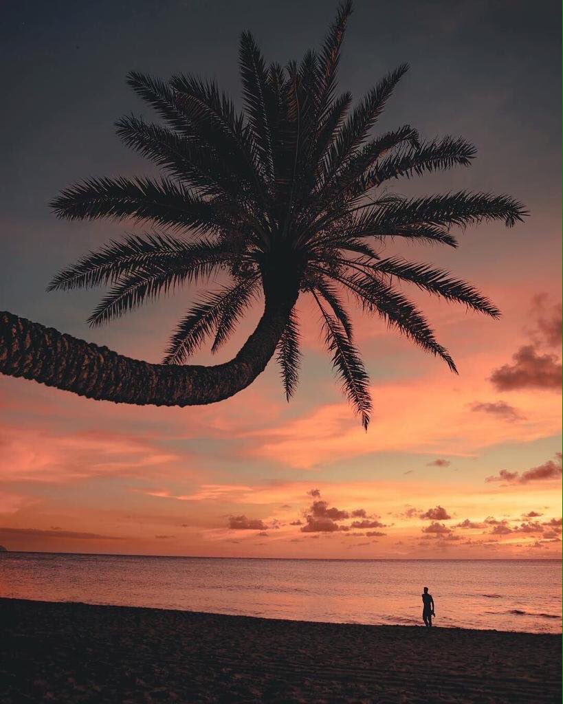 Its_WorldTravel's tweet photo. Sunsets 🌅😍 https://t.co/EWdRbOKtdC