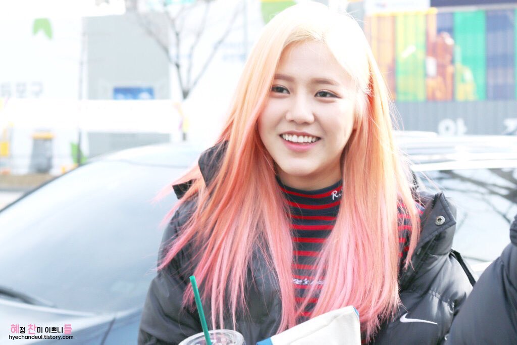 archivehyejeong's tweet photo. ʸᵒᵘ
          ˢᵒ
                    ᶠᵘᶜᵏⁱⁿᵍ
ᵖʳᵉᶜⁱᵒᵘˢ

         ʷʰᵉⁿ ʸᵒᵘ
          
                    💫💘☀️💕
                 💖                 💖
               ✨     SMILE     ✨
                 🌸                 🌸
                    💓🌼🌙💗 https://t.co/VtMgcA0CJQ