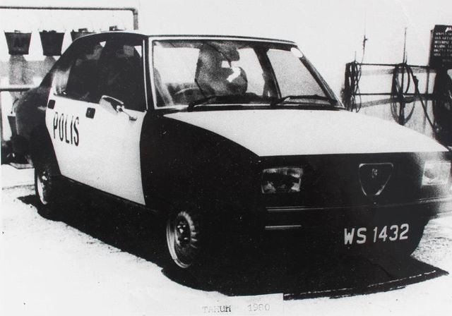 “Lari! Lari! Alfa sudah mari!”

1970s-1980s Royal Malaysian Police car, Alfa Romeo Alfetta.