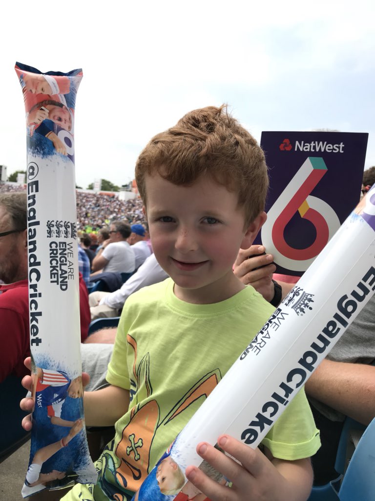 dan_chadwick's tweet photo. #ENGvPAK @natwestcricket great day out so far for the young lad https://t.co/DyztsNdBOv